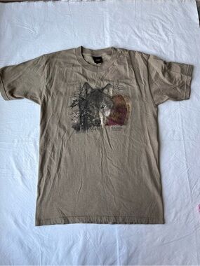 Vintage Wolf Graphic T-Shirt Tucson Arizona